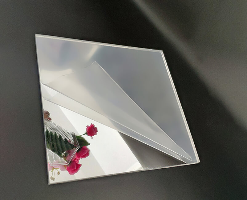 Hochauflösendes Spiegelpanel